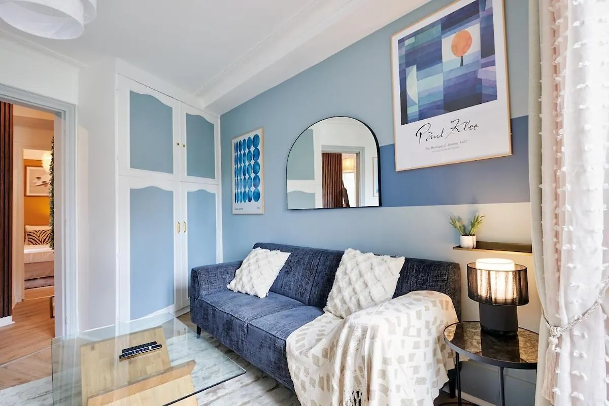 Apartment Ney - 2 Bedrooms 1 Living Room Paris France