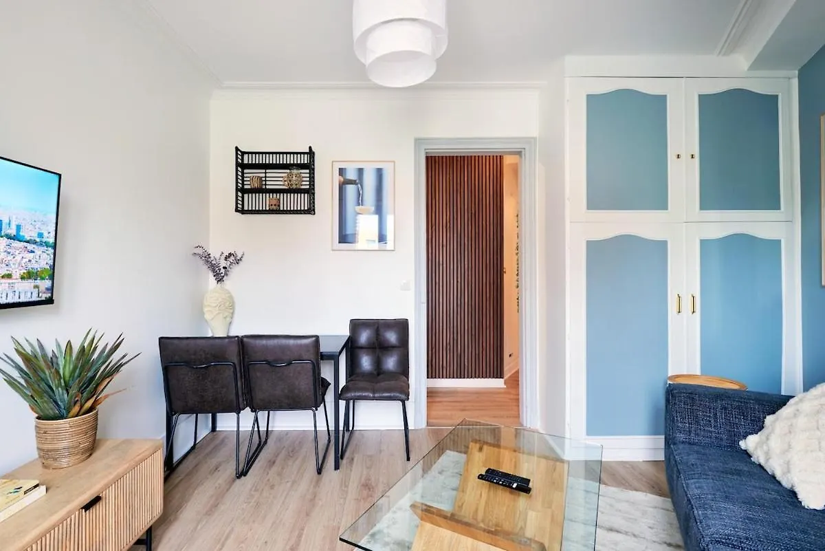 Ney - 2 Bedrooms 1 Living Room 巴黎 0*,  法国